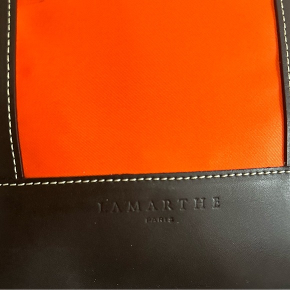 Lamarthe Tote EUC - Picture 3 of 12